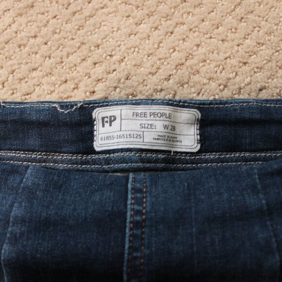 FREE PEOPLE Ultra High Pull On Skinny Ankle Jeans in Blue Jeggings 28 - Picture 4 of 4